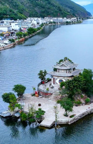 Little Putuo Temple on Erhai Lake