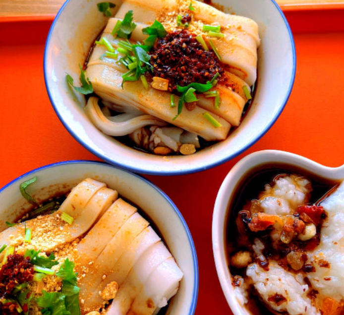 Cold rice rolls street snack in Dali