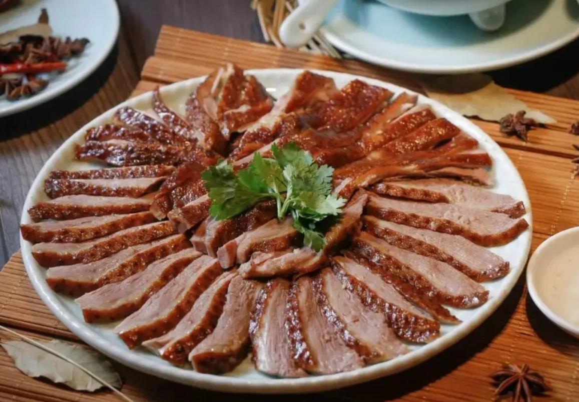 Braised Lion-Headed Goose​